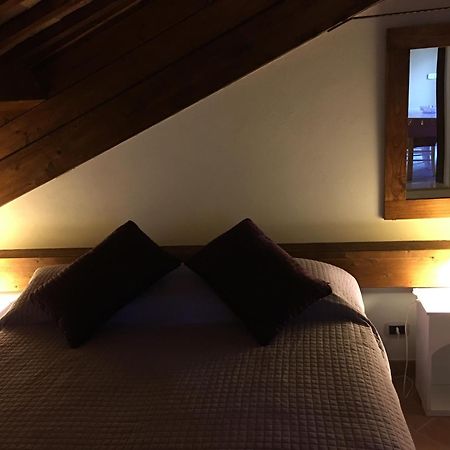 Guest House Dimora Fiorita Serracapriola Phòng bức ảnh