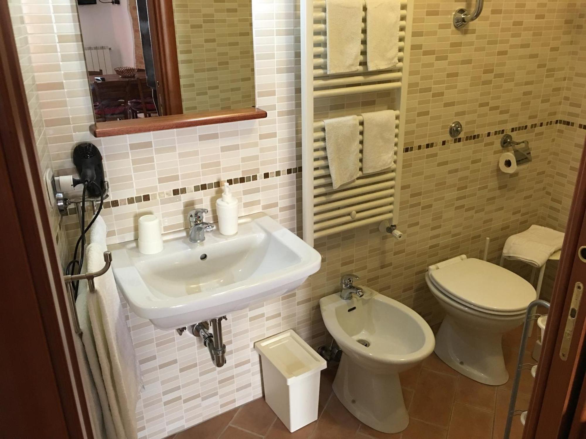 Guest House Dimora Fiorita Serracapriola Phòng bức ảnh