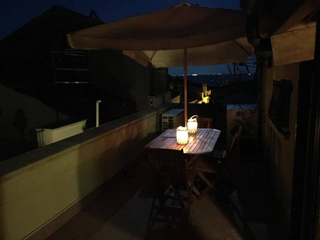Guest House Dimora Fiorita Serracapriola Ngoại thất bức ảnh